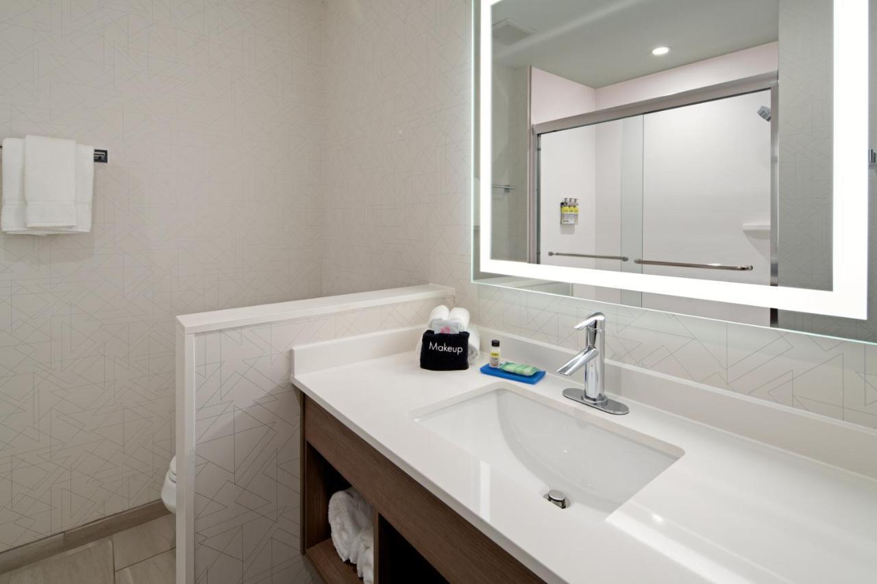 Holiday Inn Express & Suites Palm Desert - Millennium By Ihg Bagian luar foto