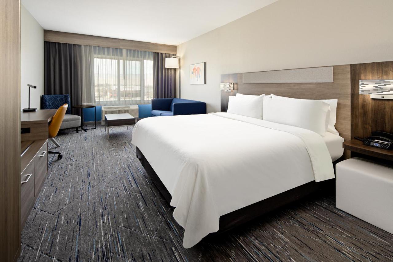 Holiday Inn Express & Suites Palm Desert - Millennium By Ihg Bagian luar foto